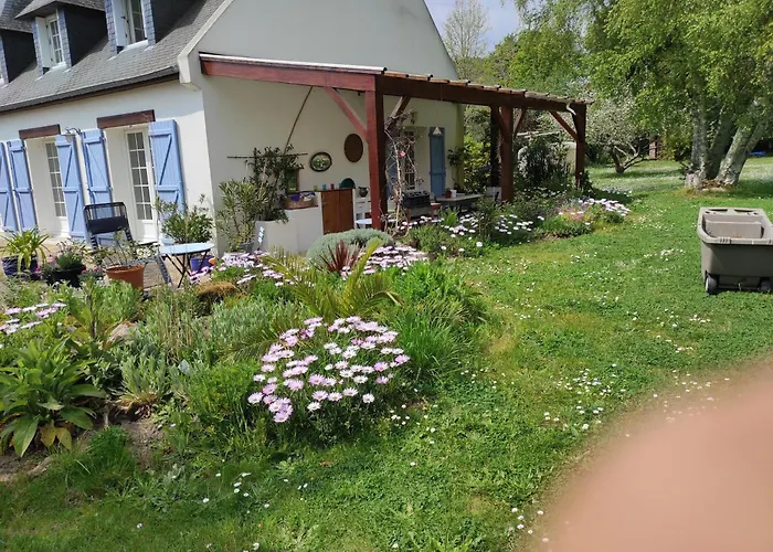Grand Studio Duplex Avec Jardin